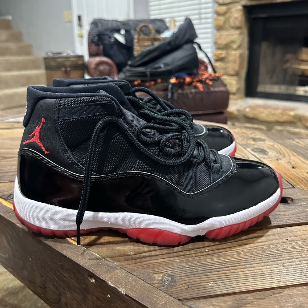 BRAND NEW Bred 11s Size 10.5 100% authentic, looking to move them ASAP